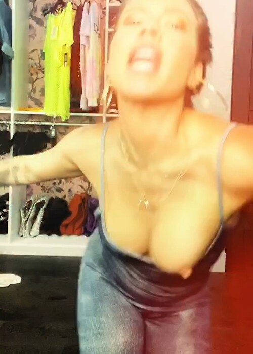 y9hiujuilb2af1f3df954d35b