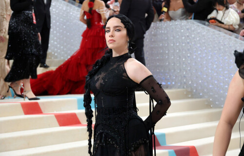 yR197X4Slbdf7471972f42bab1