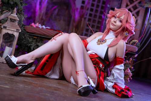 yae miko by disharmonica df7og2o