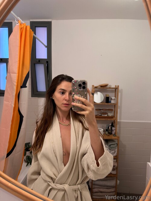 yardenlasry 4436580575187 source 5961bda7181cbe226