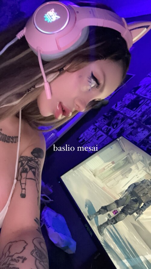 yeahm8r 14102023 0001c39b33548d7ccc2c