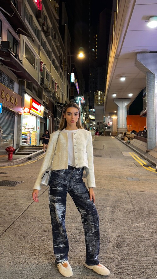 yelikova 1759434572498146ef264fb1550a9