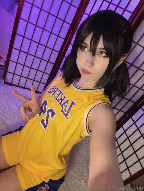 yellow 5ae65892c7b91a837