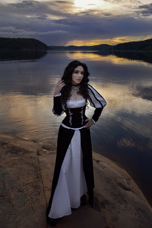 yennefer by mercurygin dfvc55y