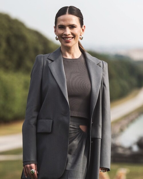 yhauyt 1142b8087cb996cc12