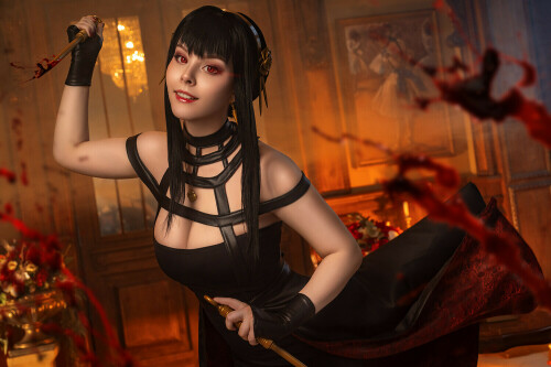 yor forger by disharmonica df5s38z