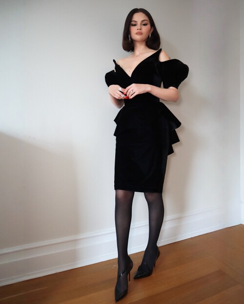 ysrdyr7676y 2436681638a0bbb50