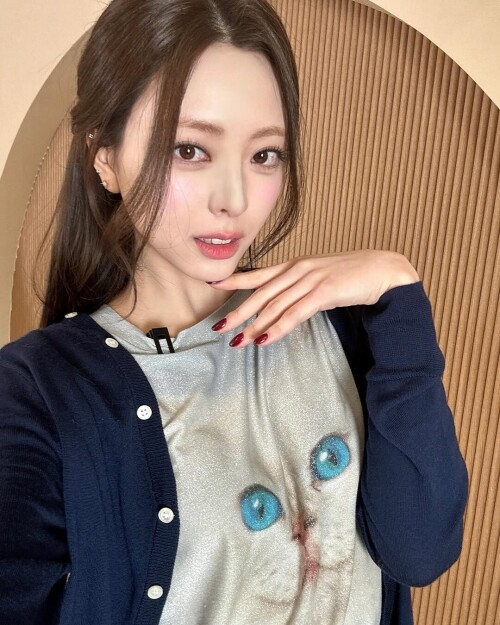 yuna 310adf4825d8b1a57