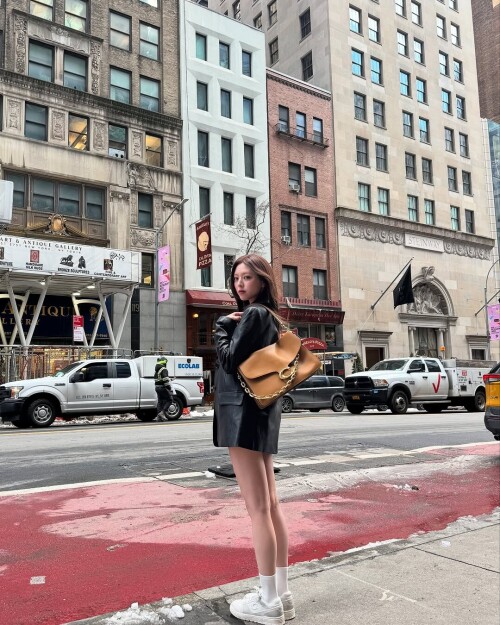 yuna ig 9fd429b32d364e90c