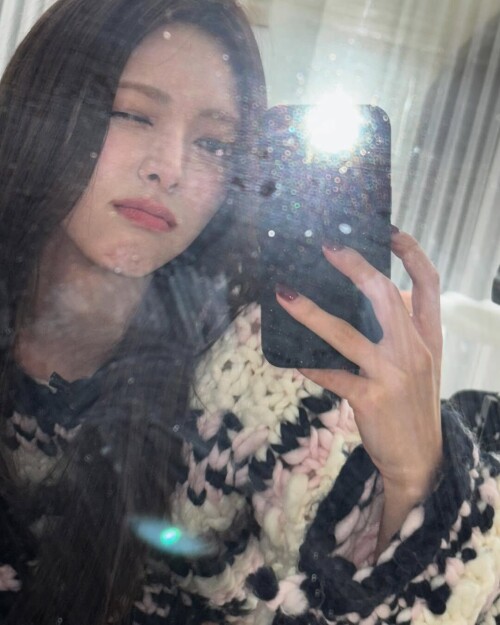 yunaaa 17b443dd55346a46f8