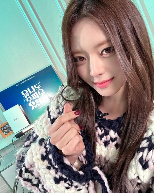 yunaaa 19e19aea35f833f397