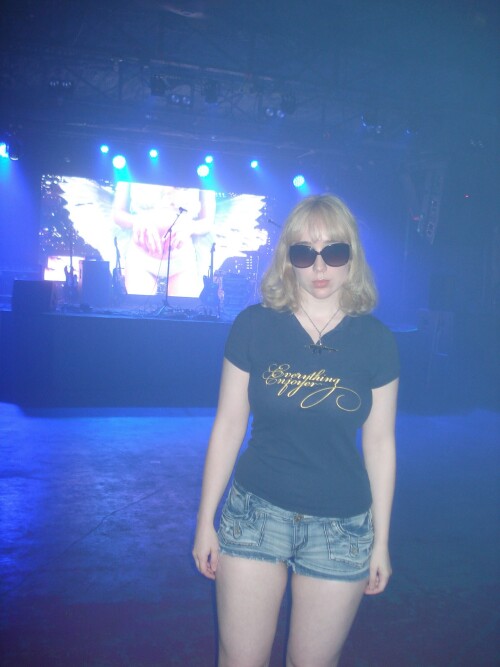 yungelita 23 06 2025 0002a866c7b862f85b47