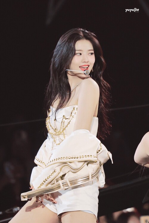 yuyujin 1871934065248776545 25f6ee71784575c8b