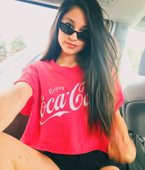 yvettemonreal 41718213 2183960975256932 5653791306598580224 n