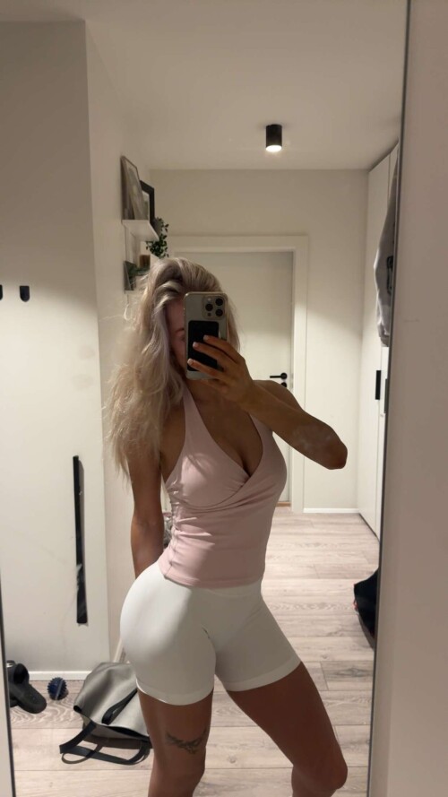 zDEUMAjJ6AOlNnb7cUnEb.102351768a8b76b22f1d