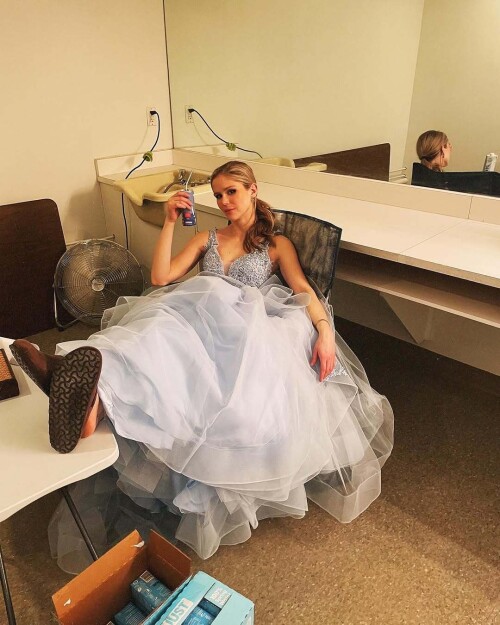 zJyFqR8B o09dc6e0e69d888f7