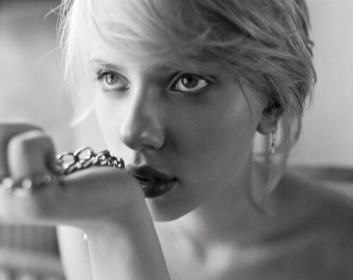 z da9fa25877c7458d8b64294c