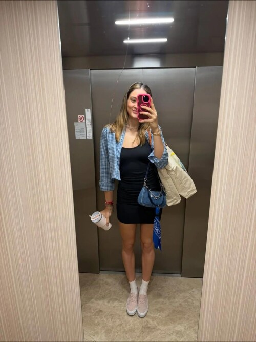 zehra gunes v0 63yrjhvfigwf1dc5eeedc89f953ef