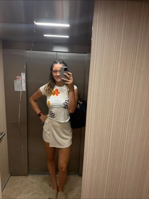 zehra gunes v0 og05m1peigwf1f01c801c80e2e065