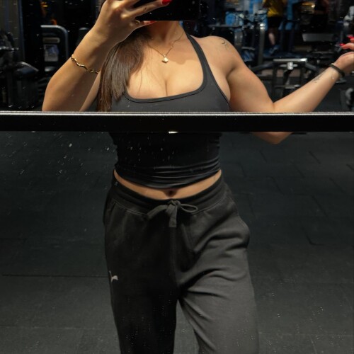 zelihanday_1750767399_3660774477373083083_54571875378ba4a22e22eea3761