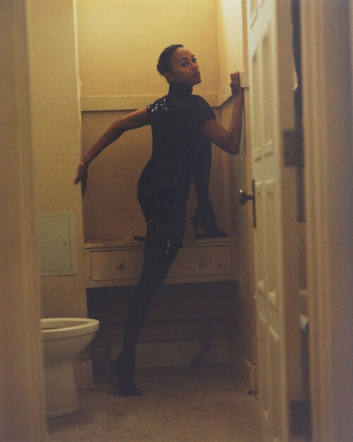 zoe59e046cea1da9d7ee