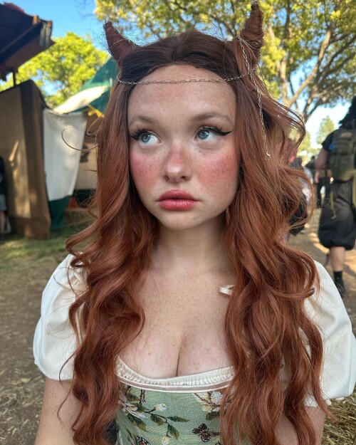 zoecolletti 20240505 220226 3080690154fcffb35923ee2262