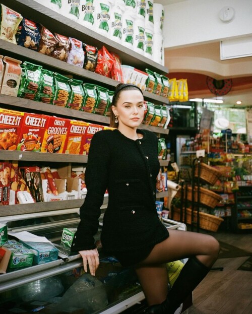 zoey109b8f63346f73420e