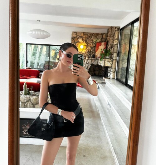 zoey49692ff2a4c3e29c8