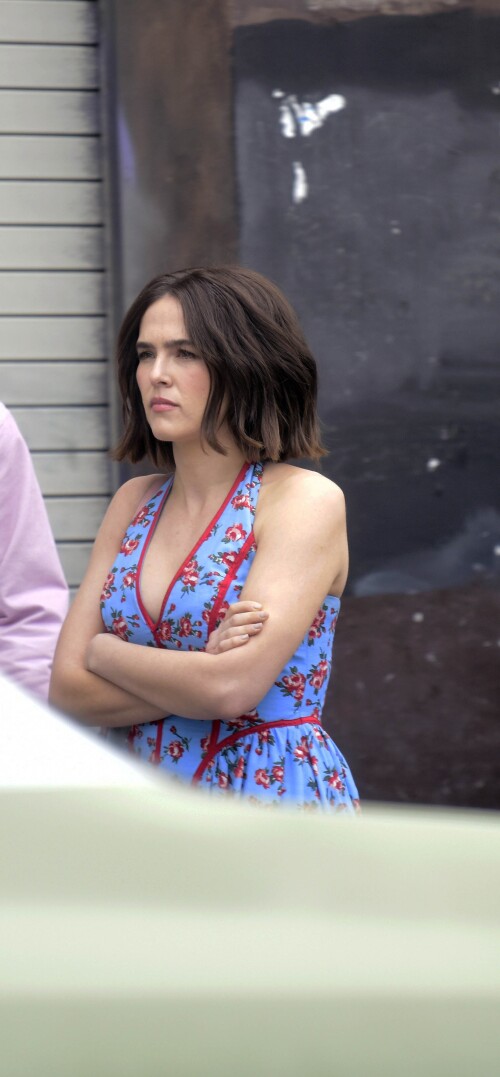 zoey8c444194657a008f7