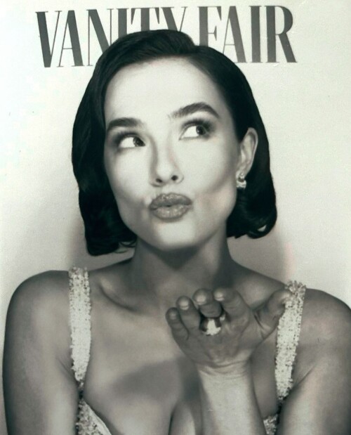 zoeydeutch 20250304 0001b66af0e5959cfcb0