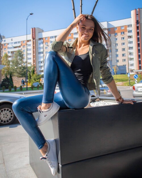 zz 13aef494348f6ff8a8