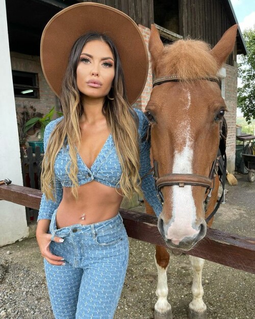 zz 68f2e5edab7939d63